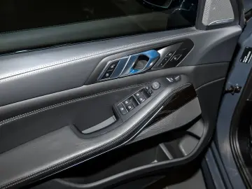 BMW X5 xDrive30d M Sport HUD ACC 360 KAM RFK NAVI