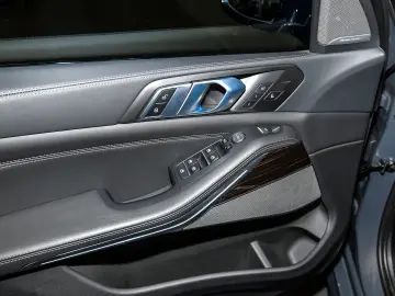 BMW X5 xDrive30d M Sport HUD ACC 360 KAM RFK NAVI