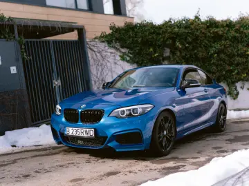 BMW M235