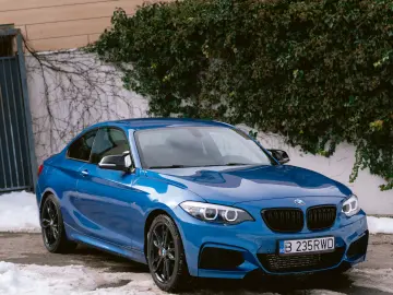 BMW M235