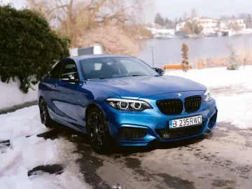 BMW M235