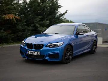 BMW M235