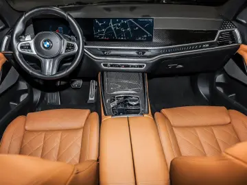 BMW X5 xDrive30d M Sport HUD PANO 360 KAM RFK NAVI