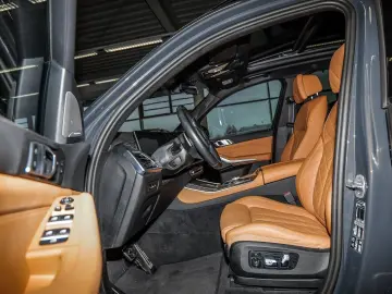 BMW X5 xDrive30d M Sport HUD PANO 360 KAM RFK NAVI