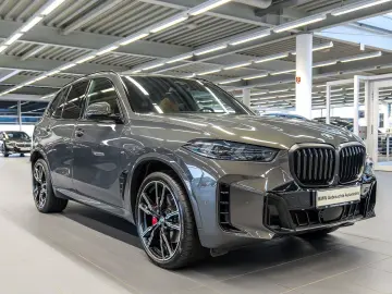 BMW X5 xDrive30d M Sport HUD PANO 360 KAM RFK NAVI
