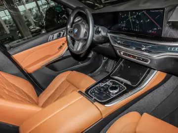 BMW X5 xDrive30d M Sport HUD PANO 360 KAM RFK NAVI