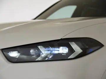 BMW X5 xDrive30d M Sport Pro Pano ACC H&K LED AHK