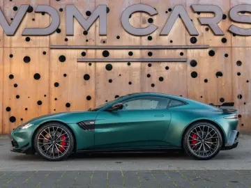 ASTON MARTIN Vantage F1  CARBON AERO INKL.ORIG.WINTERRADSATZ