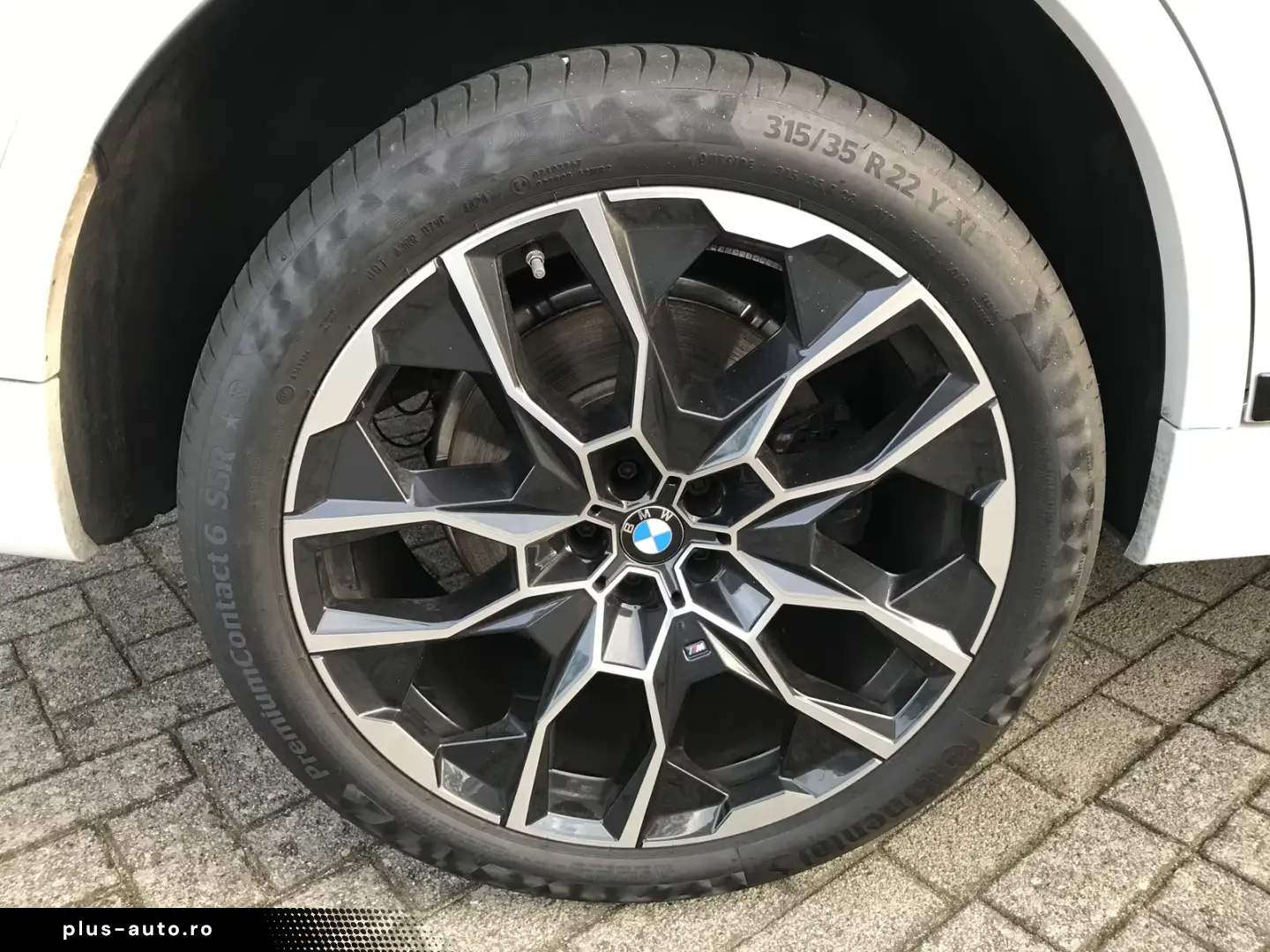 BMW X7 xDrive40d M Sport package Gesture control DAB