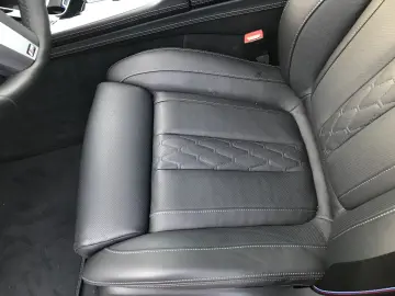 BMW X7 xDrive40d M Sport package Gesture control DAB