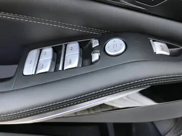 BMW X7 xDrive40d M Sport package Gesture control DAB