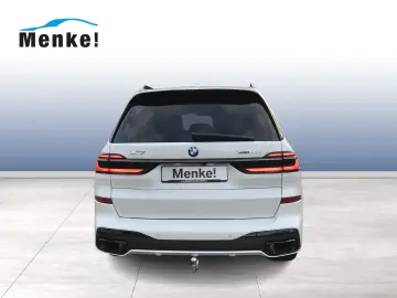 BMW X7 xDrive40d M Sport package Gesture control DAB