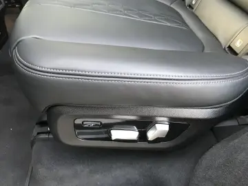 BMW X7 xDrive40d M Sport package Gesture control DAB