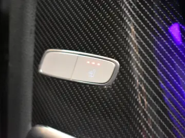 Mercedes-Benz G AMG 63 AMG Speedshift 9G-TRONIC