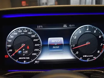 Mercedes-Benz G AMG 63 AMG Speedshift 9G-TRONIC