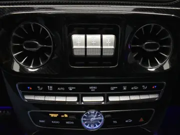 Mercedes-Benz G AMG 63 AMG Speedshift 9G-TRONIC
