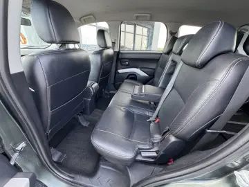 CITROEN C-CROSSER    4X4