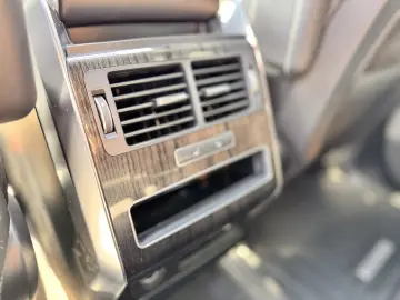 RANGE ROVER SPORT    MERIDIAN SOUND