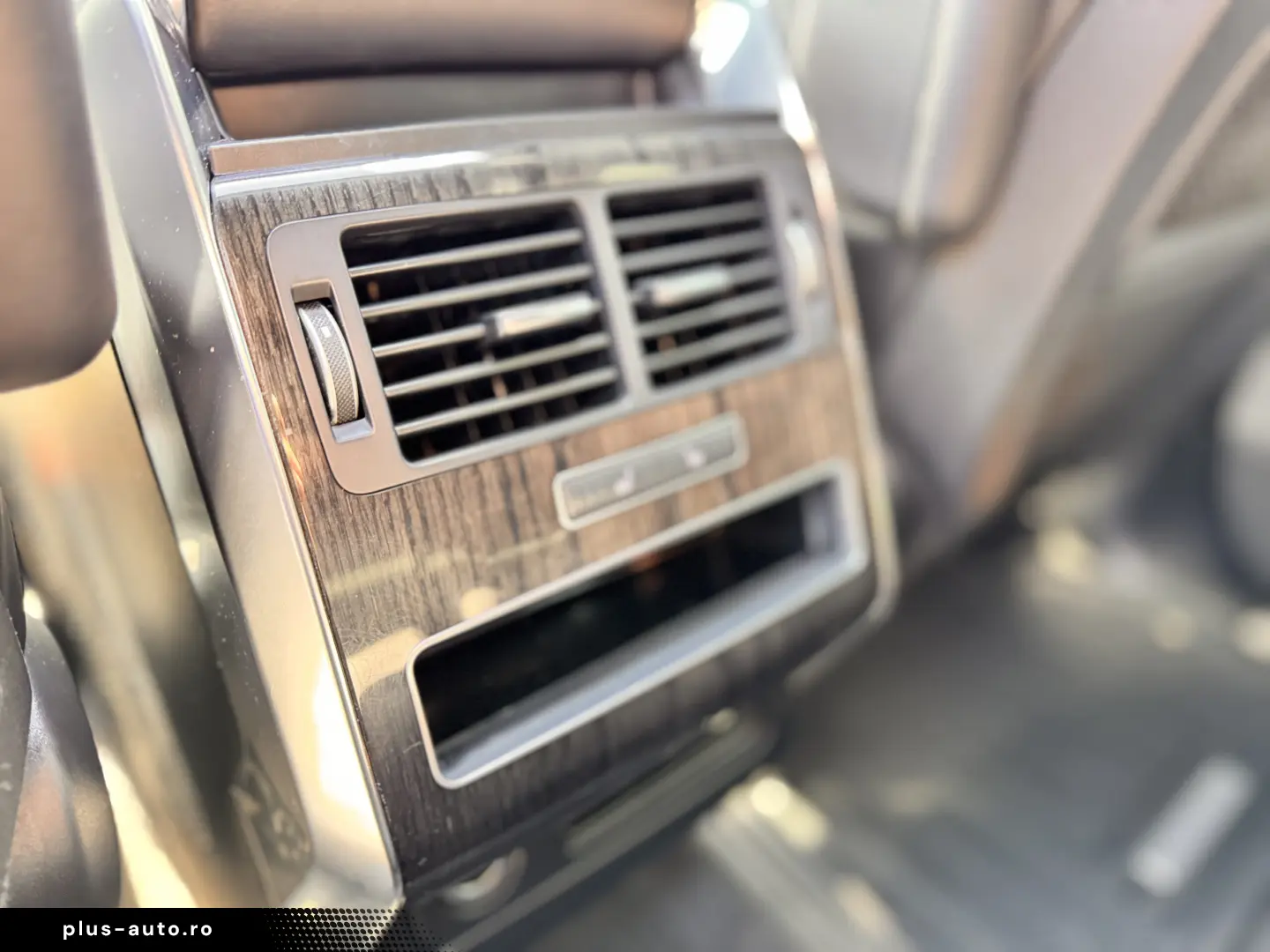 RANGE ROVER SPORT    MERIDIAN SOUND