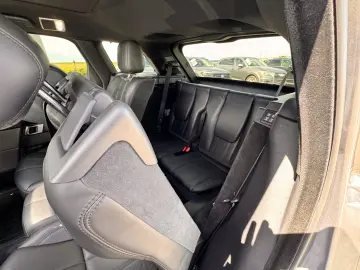 RANGE ROVER SPORT    MERIDIAN SOUND