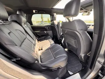 RANGE ROVER SPORT    MERIDIAN SOUND