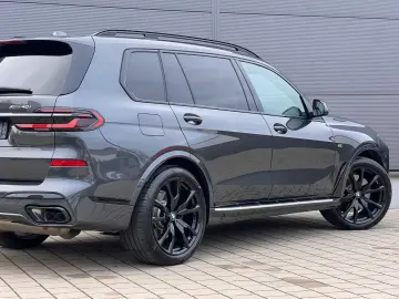 BMW X7 40i Individual Bowers&Wilkins Executive Carb
