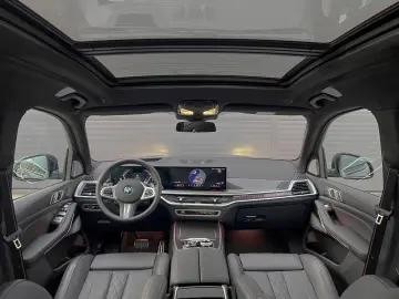 BMW X7 40i Individual Bowers&Wilkins Executive Carb