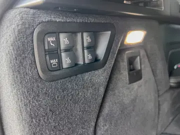 BMW X7 40i Individual Bowers&Wilkins Executive Carb