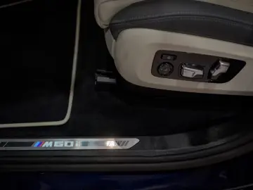 BMW X7 M60i xDrive B&W 23  DAP