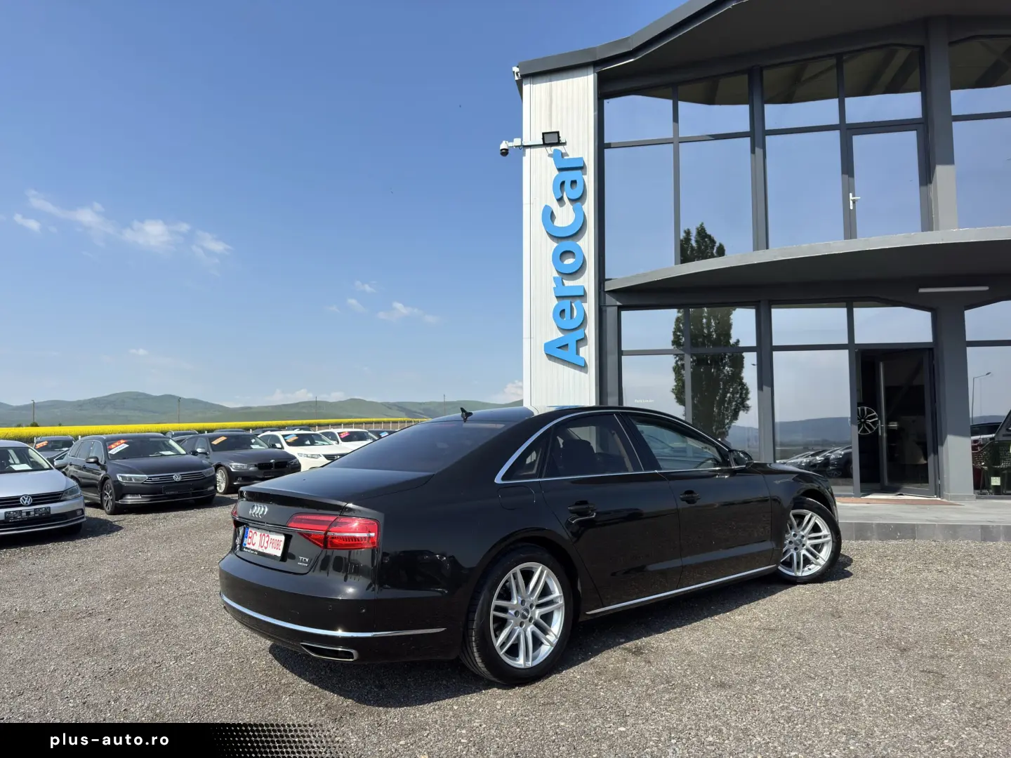 AUDI A8 QUATTRO    INTERIOR DESIGN SELECTION