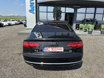 AUDI A8 QUATTRO    INTERIOR DESIGN SELECTION