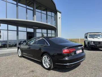 AUDI A8 QUATTRO    INTERIOR DESIGN SELECTION