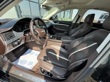 AUDI A8 QUATTRO    INTERIOR DESIGN SELECTION