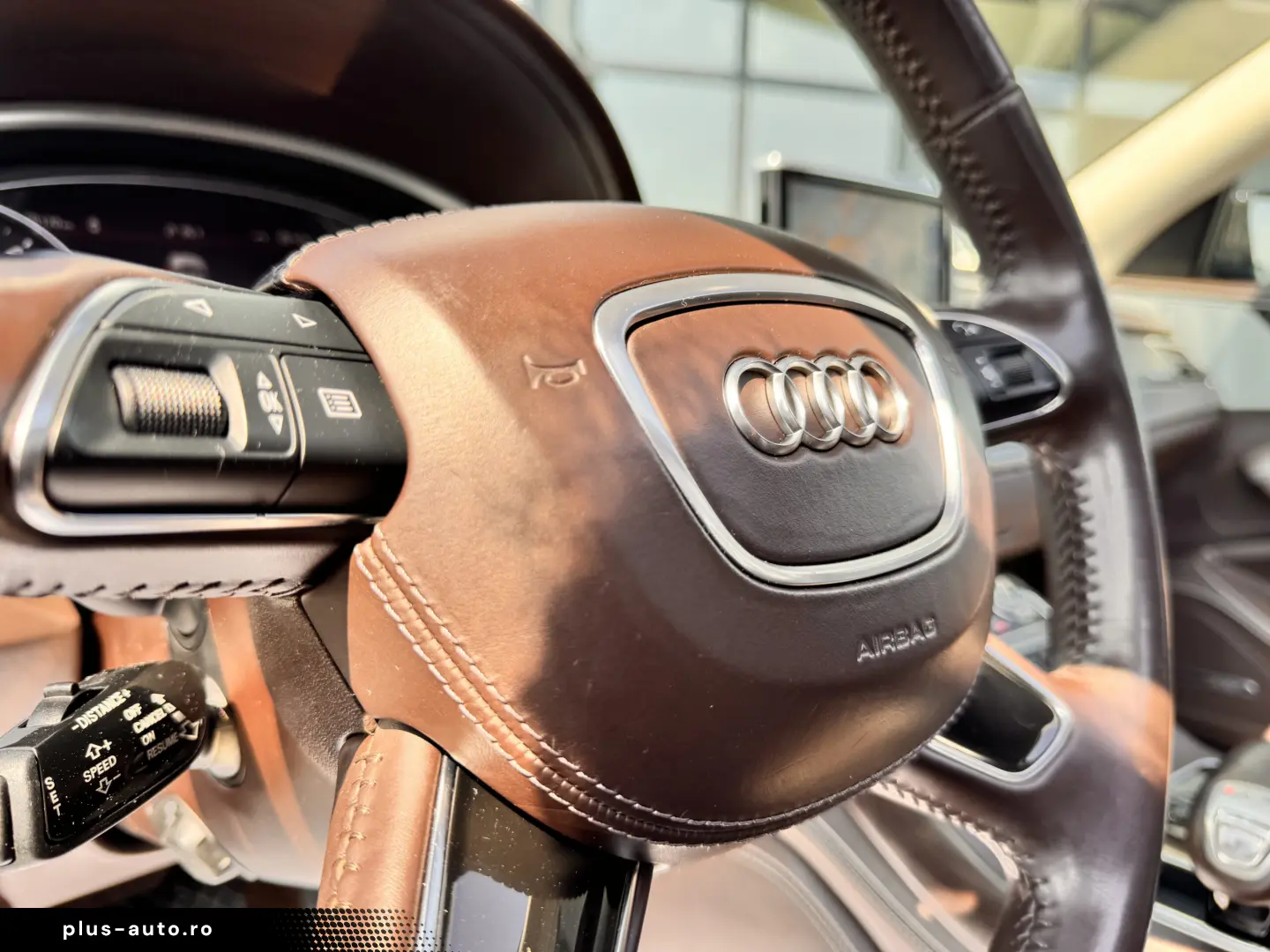 AUDI A8 QUATTRO    INTERIOR DESIGN SELECTION