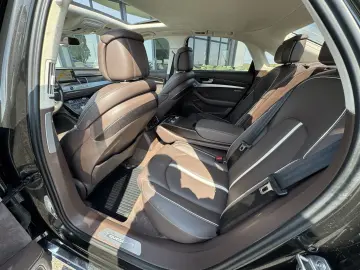 AUDI A8 QUATTRO    INTERIOR DESIGN SELECTION