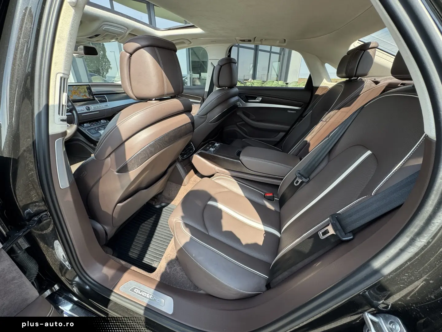 AUDI A8 QUATTRO    INTERIOR DESIGN SELECTION