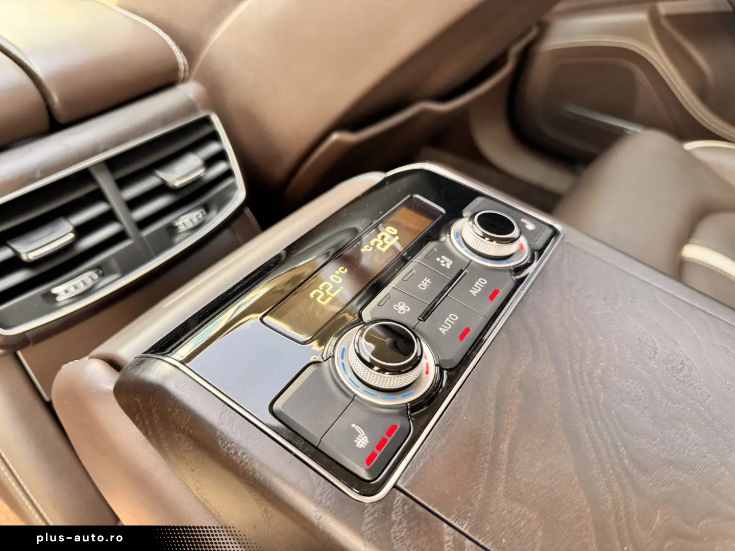 AUDI A8 QUATTRO    INTERIOR DESIGN SELECTION