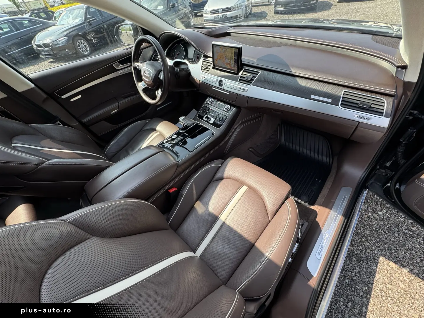 AUDI A8 QUATTRO    INTERIOR DESIGN SELECTION