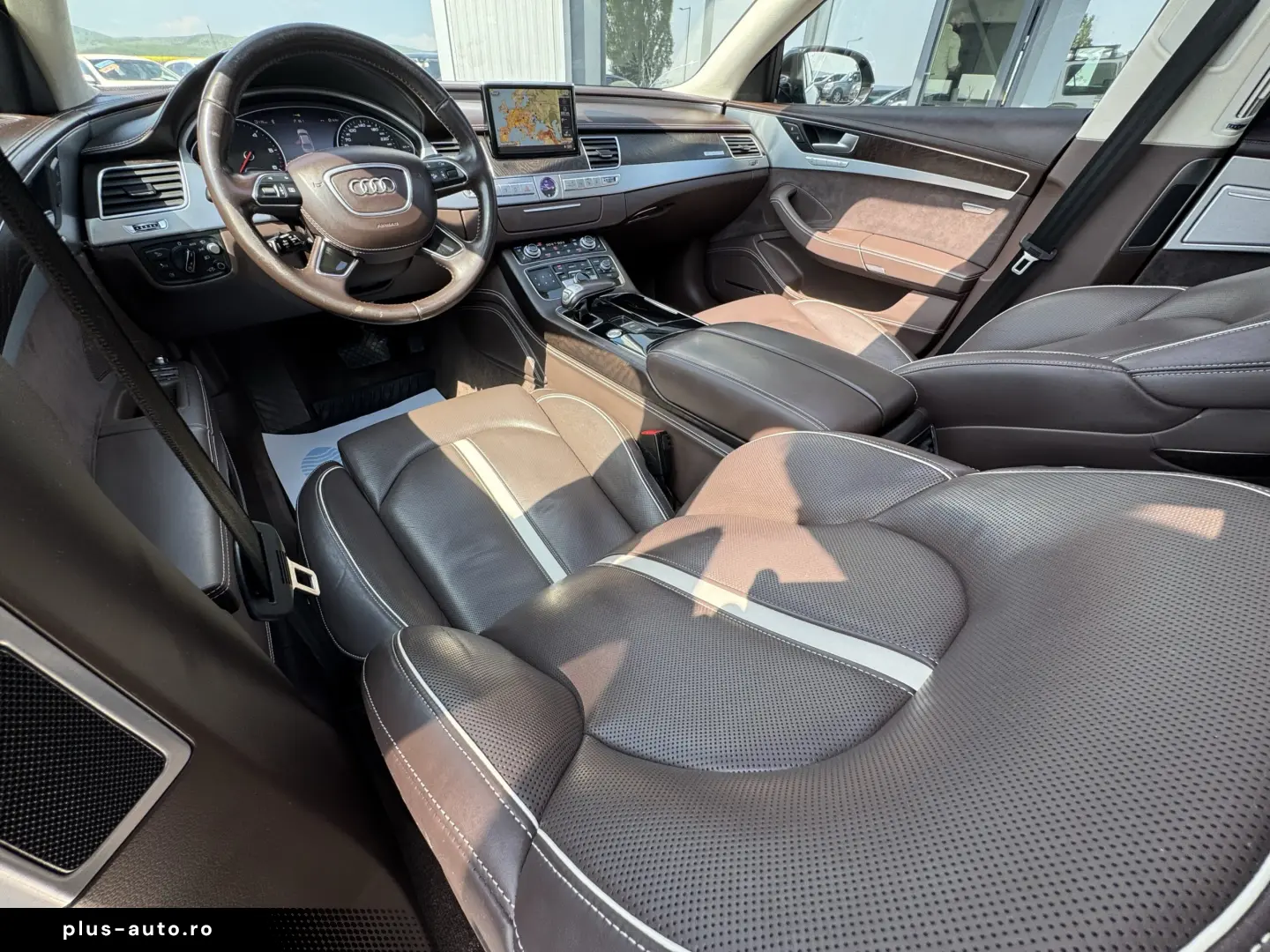 AUDI A8 QUATTRO    INTERIOR DESIGN SELECTION