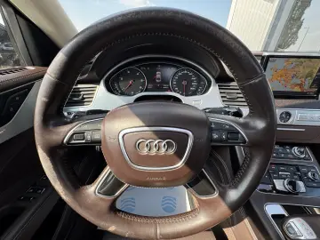 AUDI A8 QUATTRO    INTERIOR DESIGN SELECTION