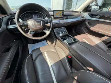 AUDI A8 QUATTRO    INTERIOR DESIGN SELECTION