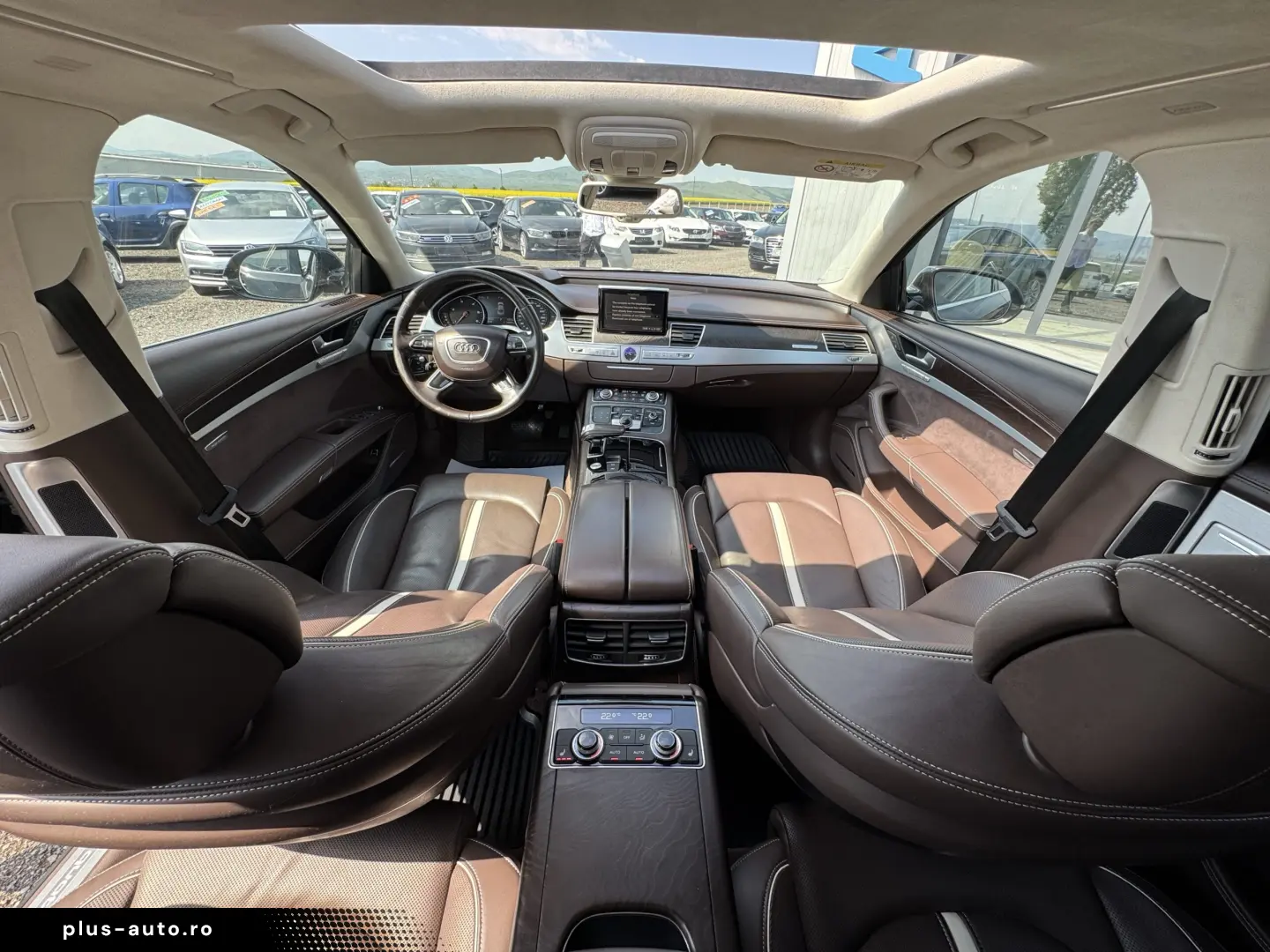 AUDI A8 QUATTRO    INTERIOR DESIGN SELECTION