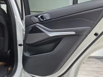 BMW X5 xDrive50e M Sport Pro 22Zoll ACC 360  Luft