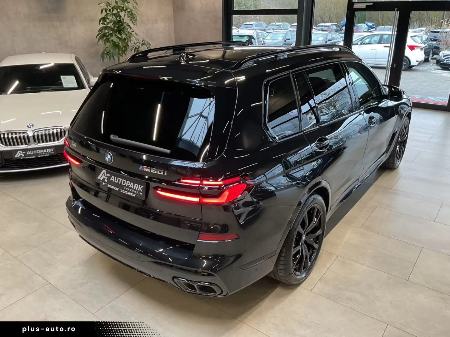 BMW X7 M60i AHK B&W Massage Sky Lounge Standh. 360