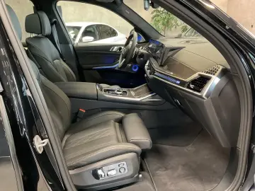 BMW X7 M60i AHK B&W Massage Sky Lounge Standh. 360