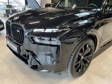 BMW X7 M60i AHK B&W Massage Sky Lounge Standh. 360