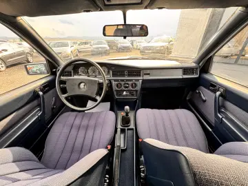 MERCEDES-BENZ 190    OLDTIMER
