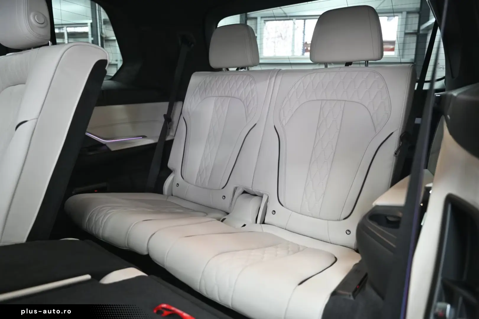 BMW X7 M60i M-Sport Pro INTEGRAL MASSAGE SKY B&W 23'