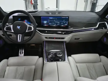BMW X7 M60i M-Sport Pro INTEGRAL MASSAGE SKY B&W 23'