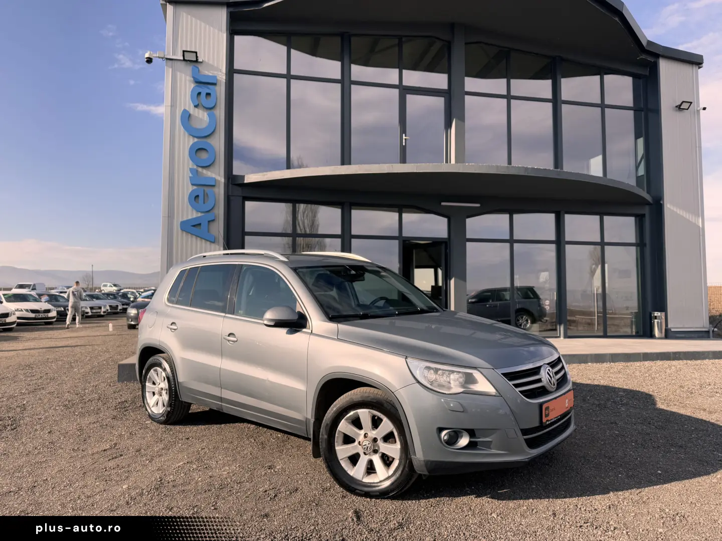 VOLKSWAGEN TIGUAN  4MOTION